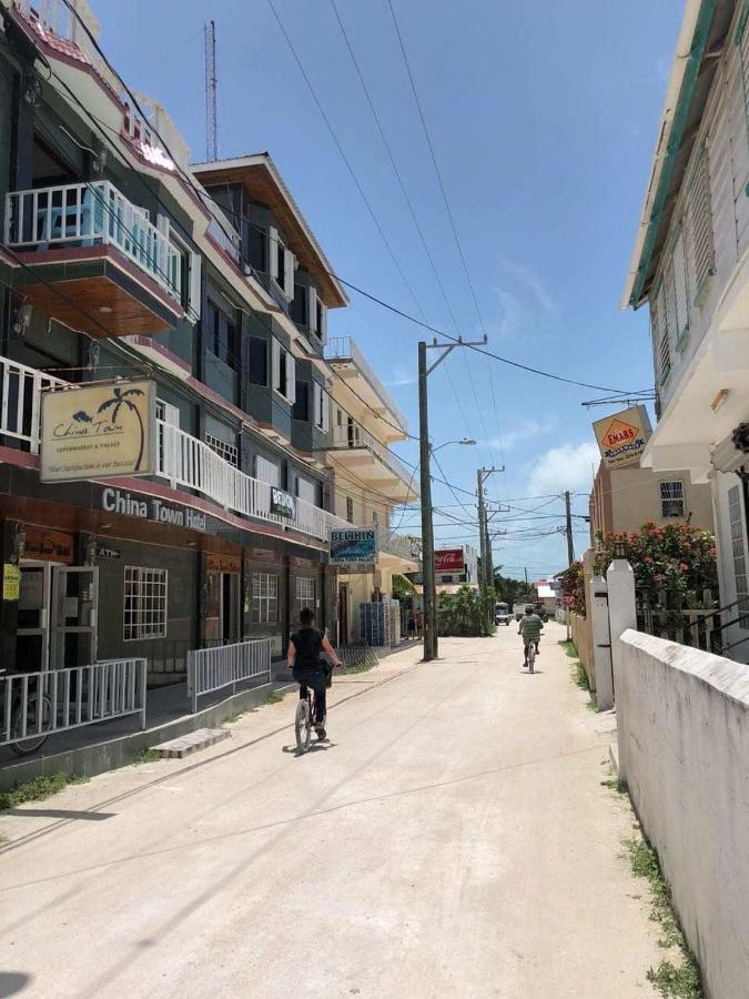 China Town Hotel Caye Caulker Exterior foto